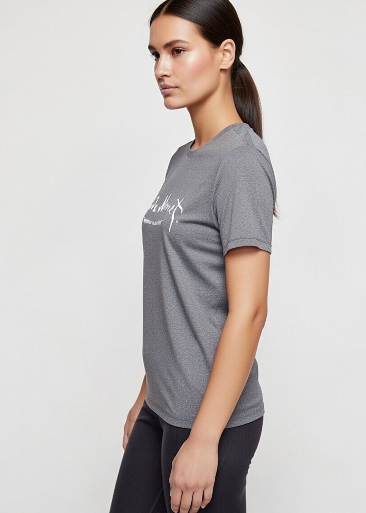 AA-11T-Shirt Women Grey